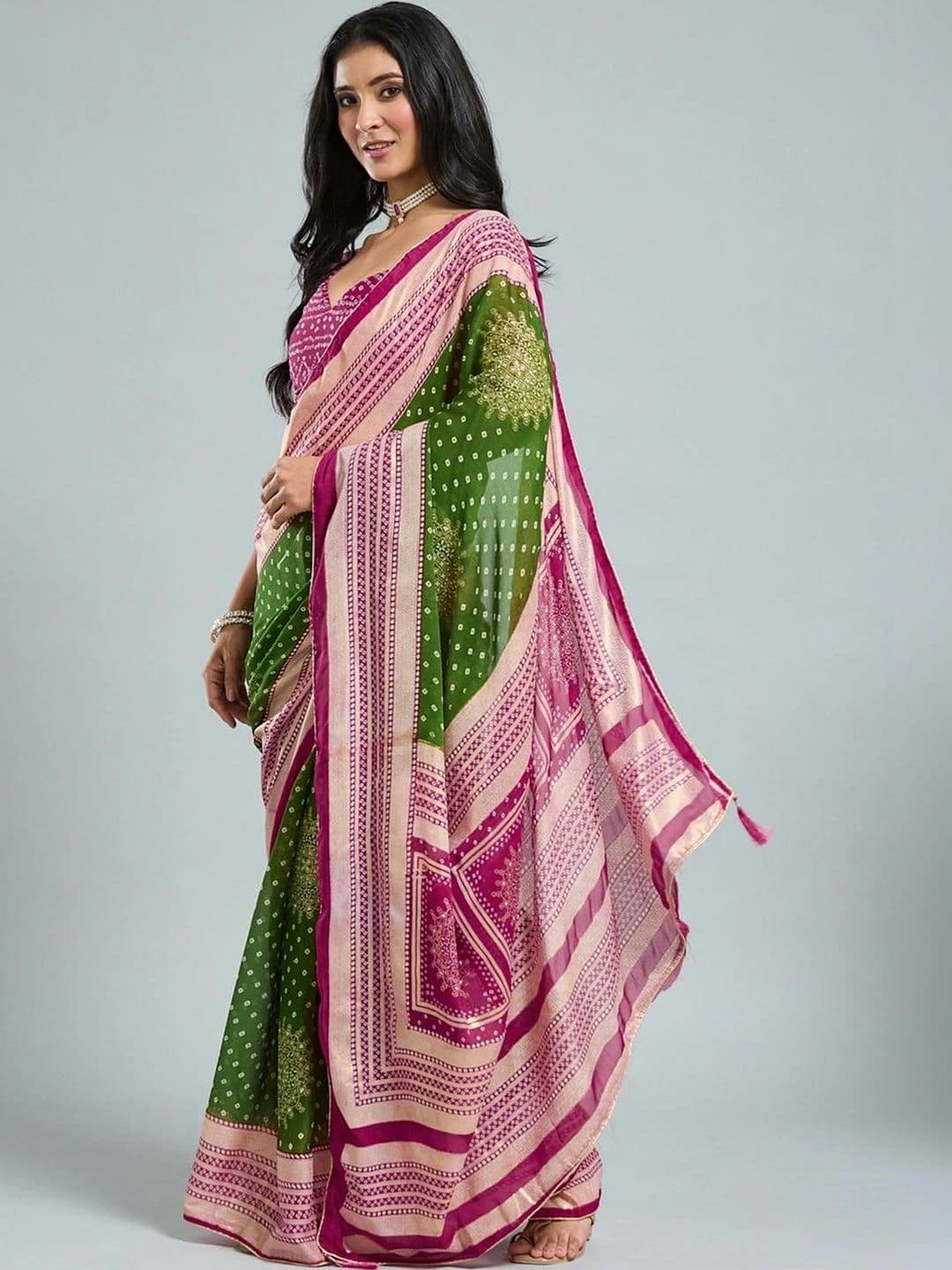 SAMANTHA Bandhani Printed Zari Georgette Saree thumbnail 3