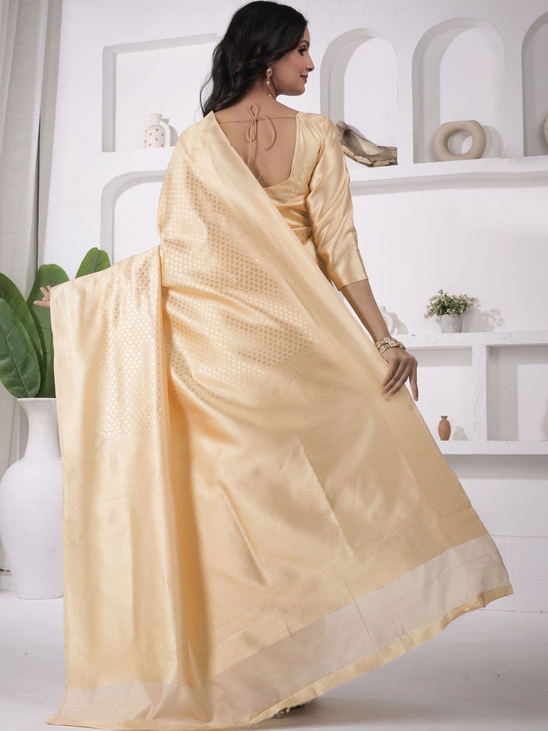 revika Woven Design Art Silk Designer Kanjeevaram Saree thumbnail 2