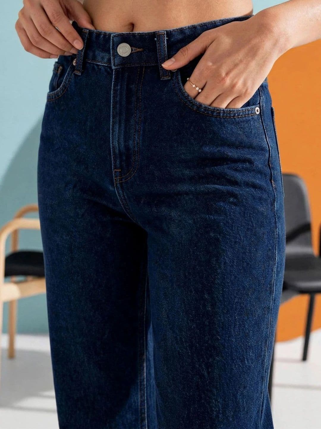 Mast & Harbour Women Classic Regular Fit Mid-Rise Stretchable Jeans thumbnail 5