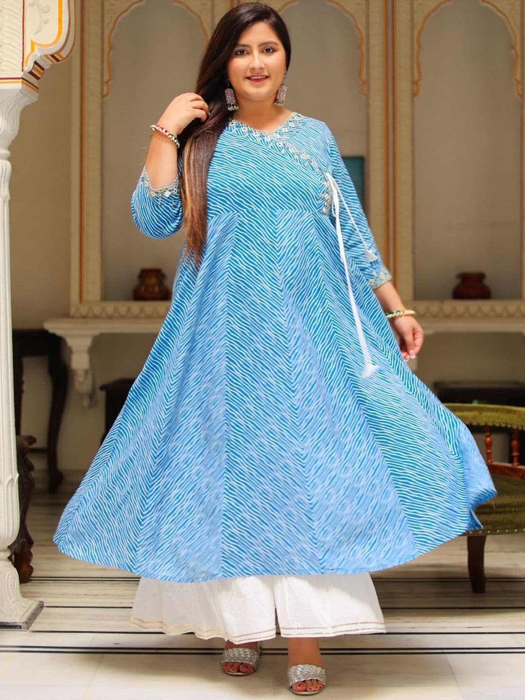 KALINI Plus Size Printed Mirror Work Angrakha Kurta thumbnail 3