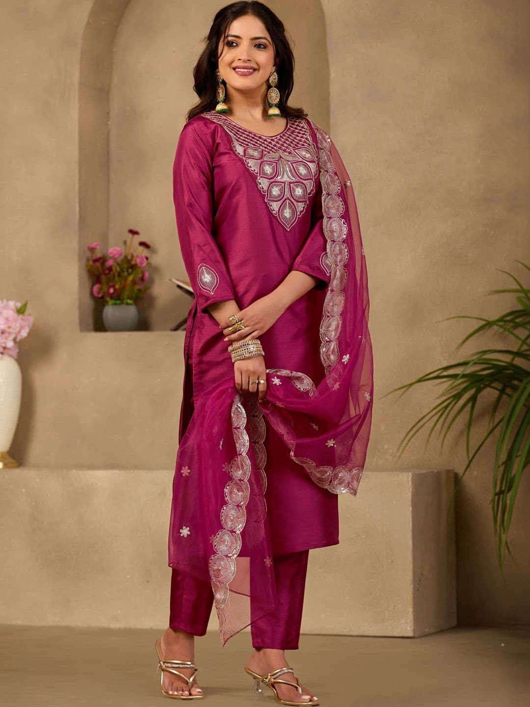 Sangria Women Ethnic Motifs Embroidered Regular Thread Work Kurta with Trousers & With Dupatta thumbnail 7