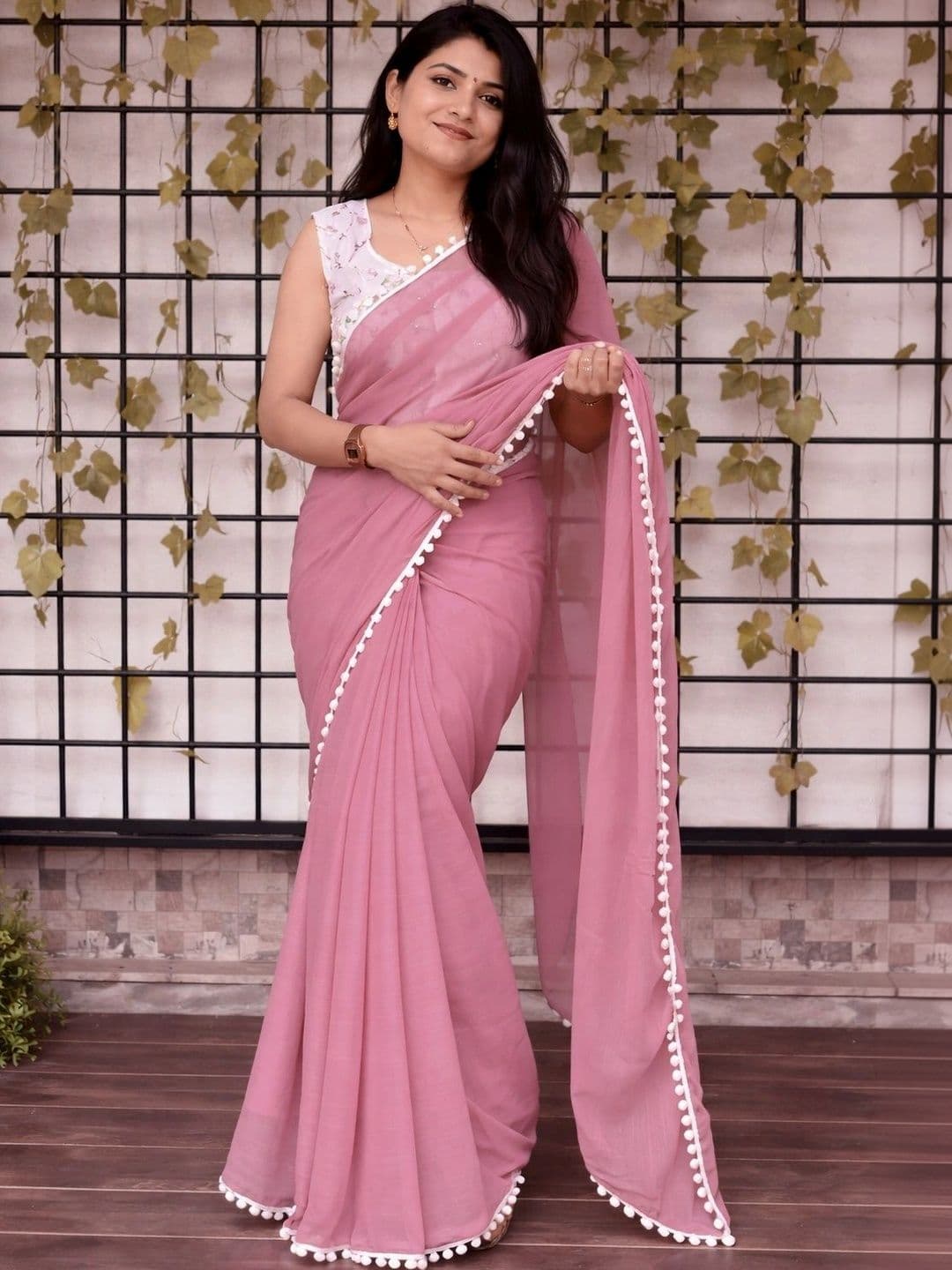 SHIV GAN 14 ENTERPRISE Banarasi Saree - view 1