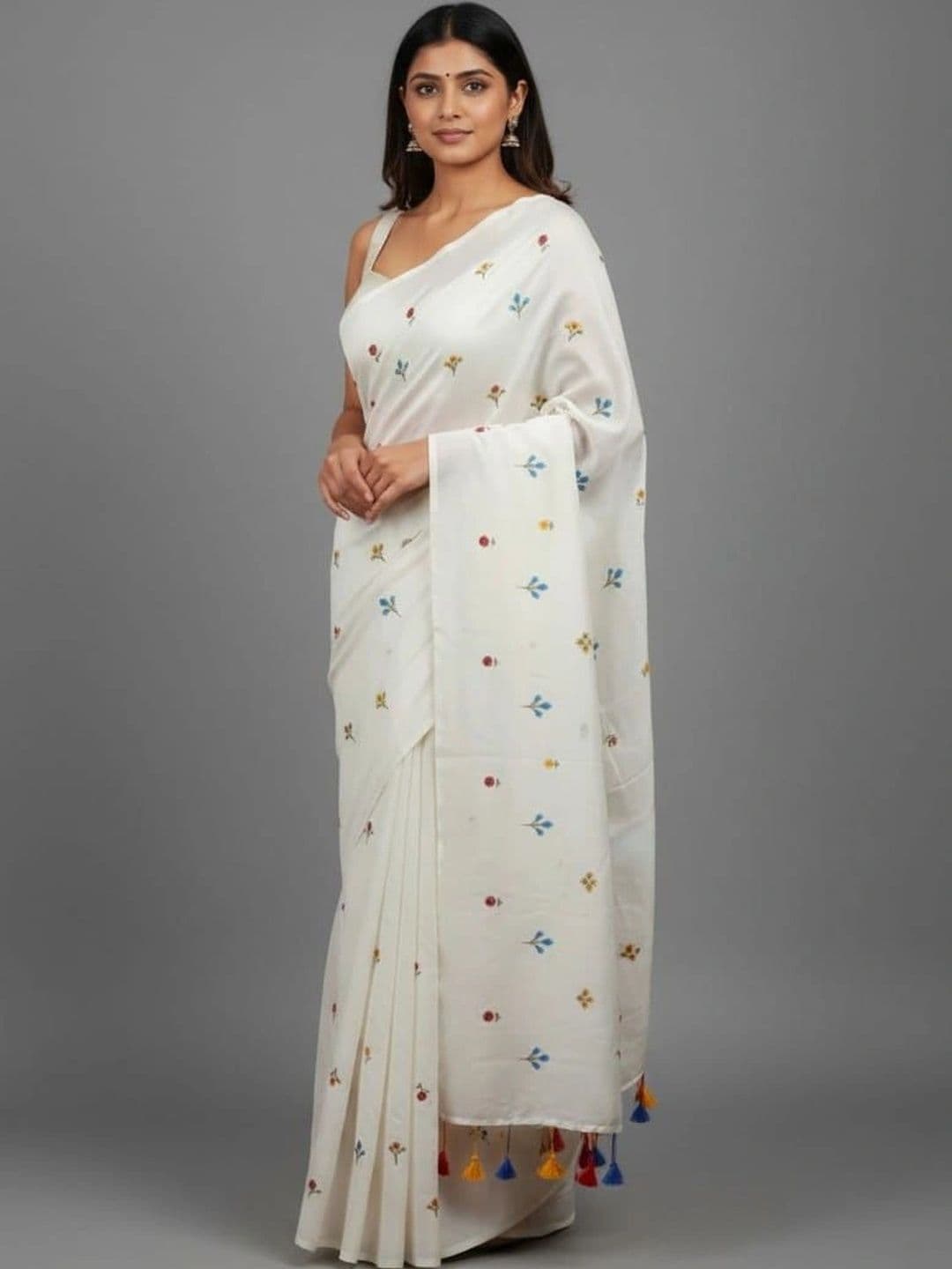 BongAp Floral Embroidered Khadi Saree - view 1