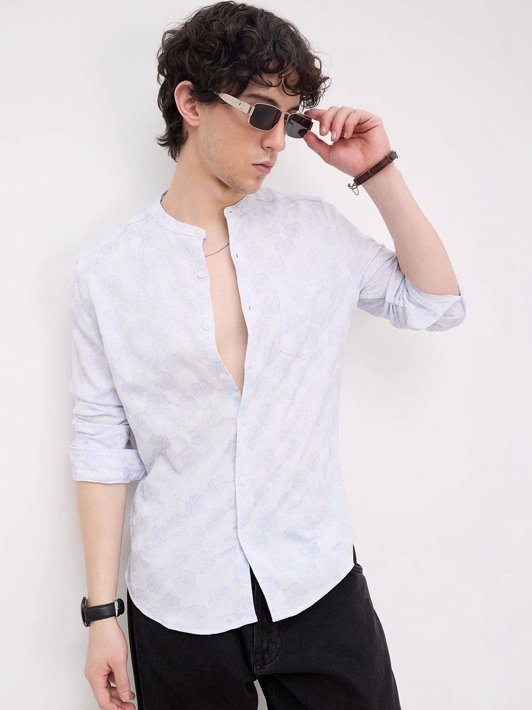 VASTRADO Men Classic Slim Fit Floral Printed Casual Shirt thumbnail 4