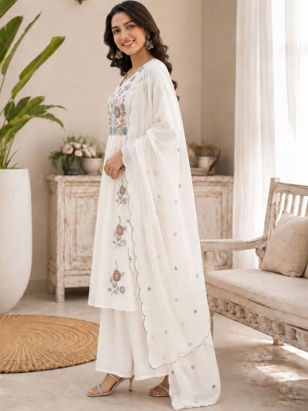 ESHMYRA Women Ethnic Motifs Embroidered Empire Thread Work Chanderi Silk Kurta with Palazzos & With Dupatta thumbnail 3