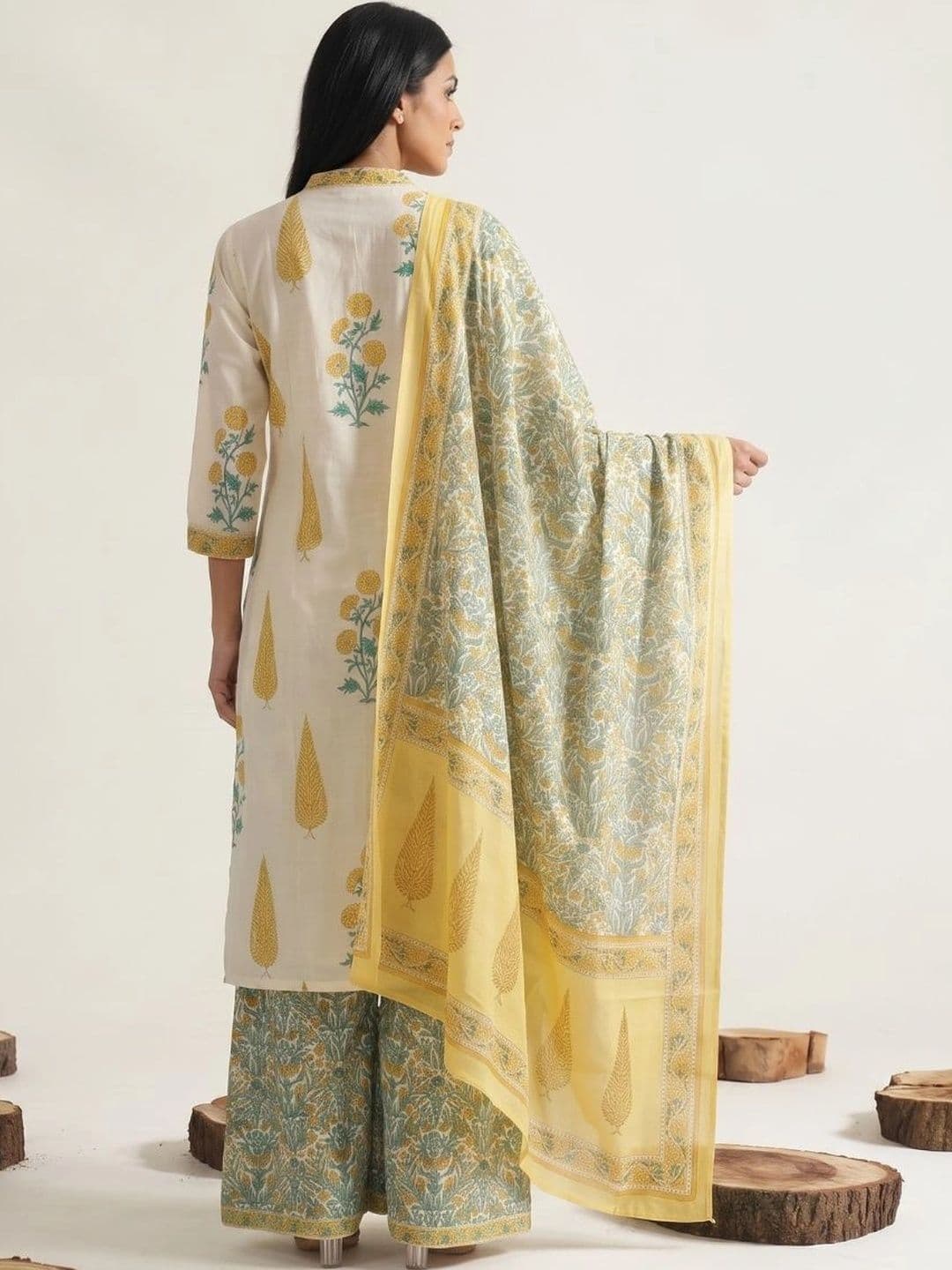 IKLO Women Floral Printed Regular Pure Cotton Kurta with Palazzos & With Dupatta thumbnail 6