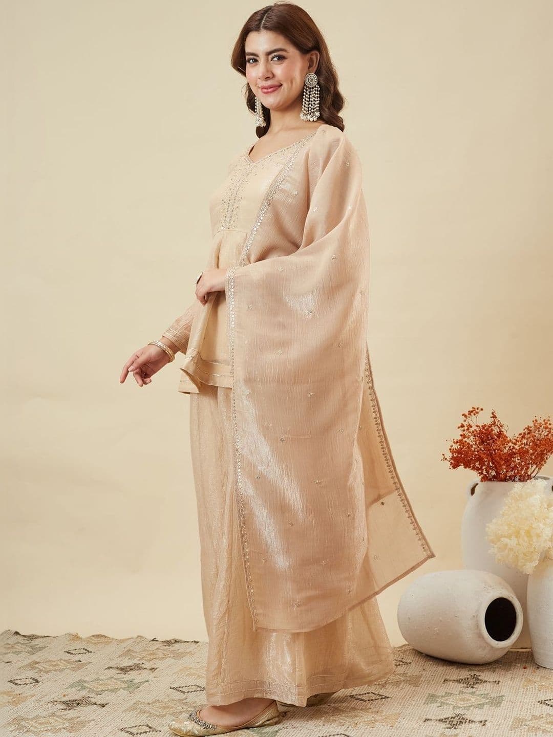 MOKOSH Women Silk Embroidered Kurta And Sharara Set With Dupatta thumbnail 5