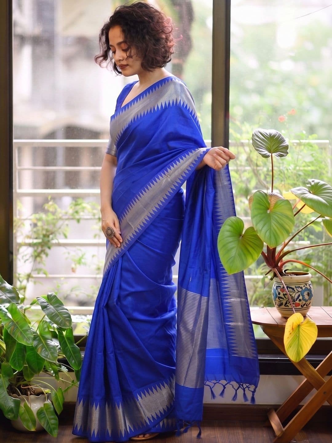 Rare Bello Women Zari Art Silk Handloom Banarasi Saree thumbnail 4