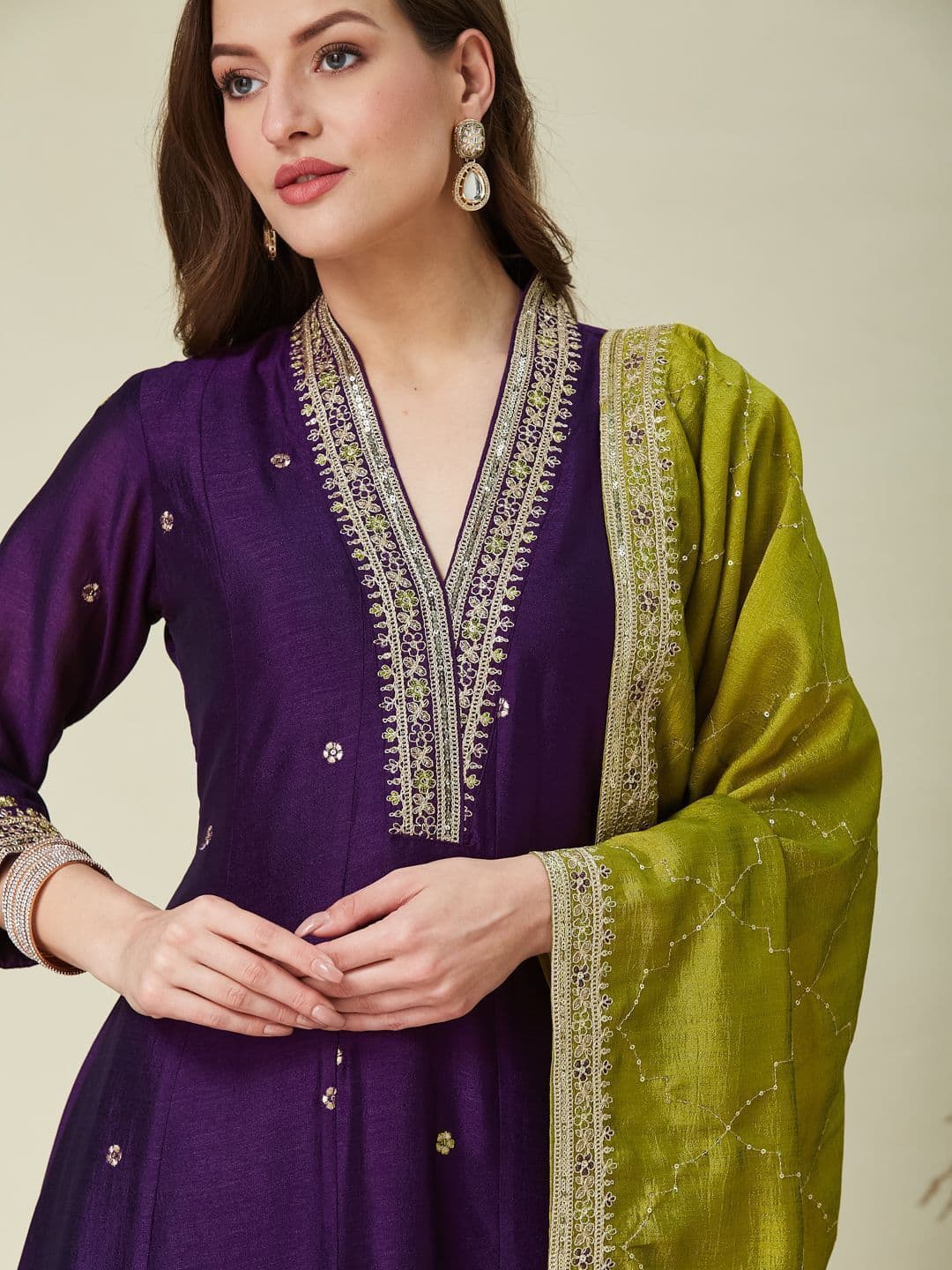 MOKOSH Women Silk Embroidered Anarkali Kurta and Pant with Dupatta Set thumbnail 4