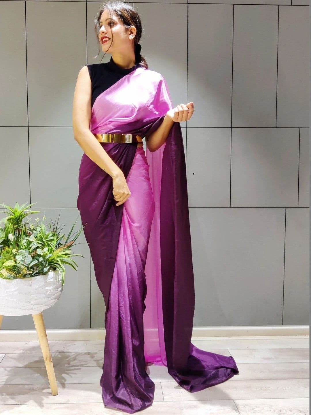 Sangria Ombre Poly Chiffon Belted Maheshwari Saree thumbnail 2