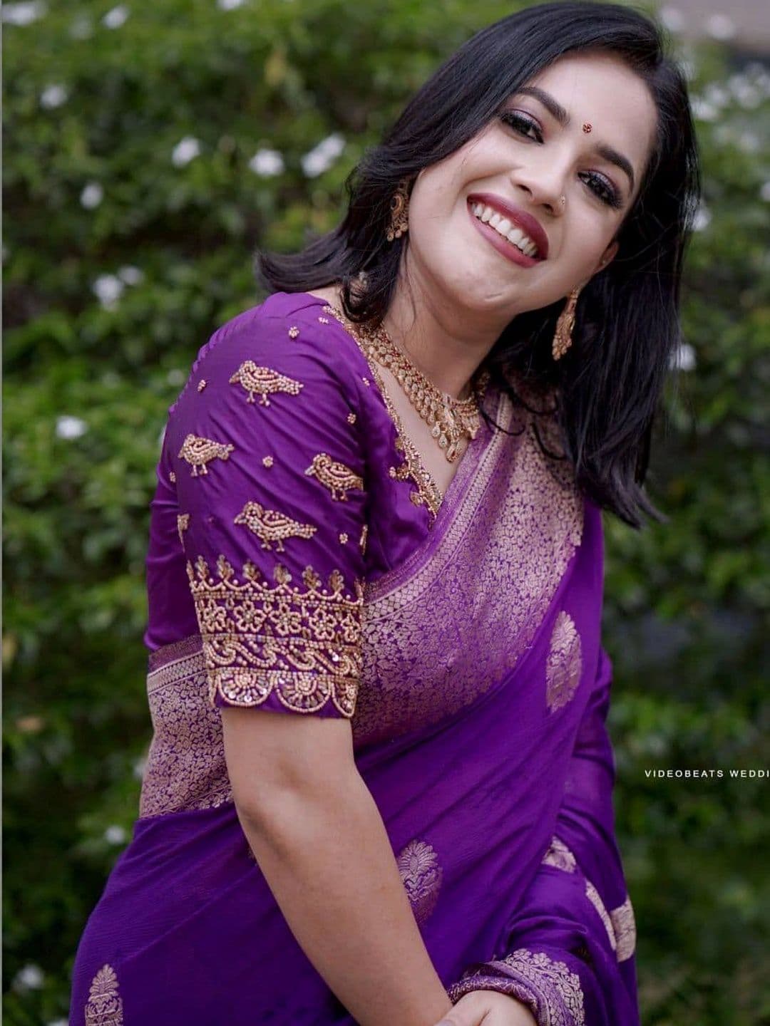 revika Woven Design Zari Art Silk Designer Kanjeevaram Saree thumbnail 4