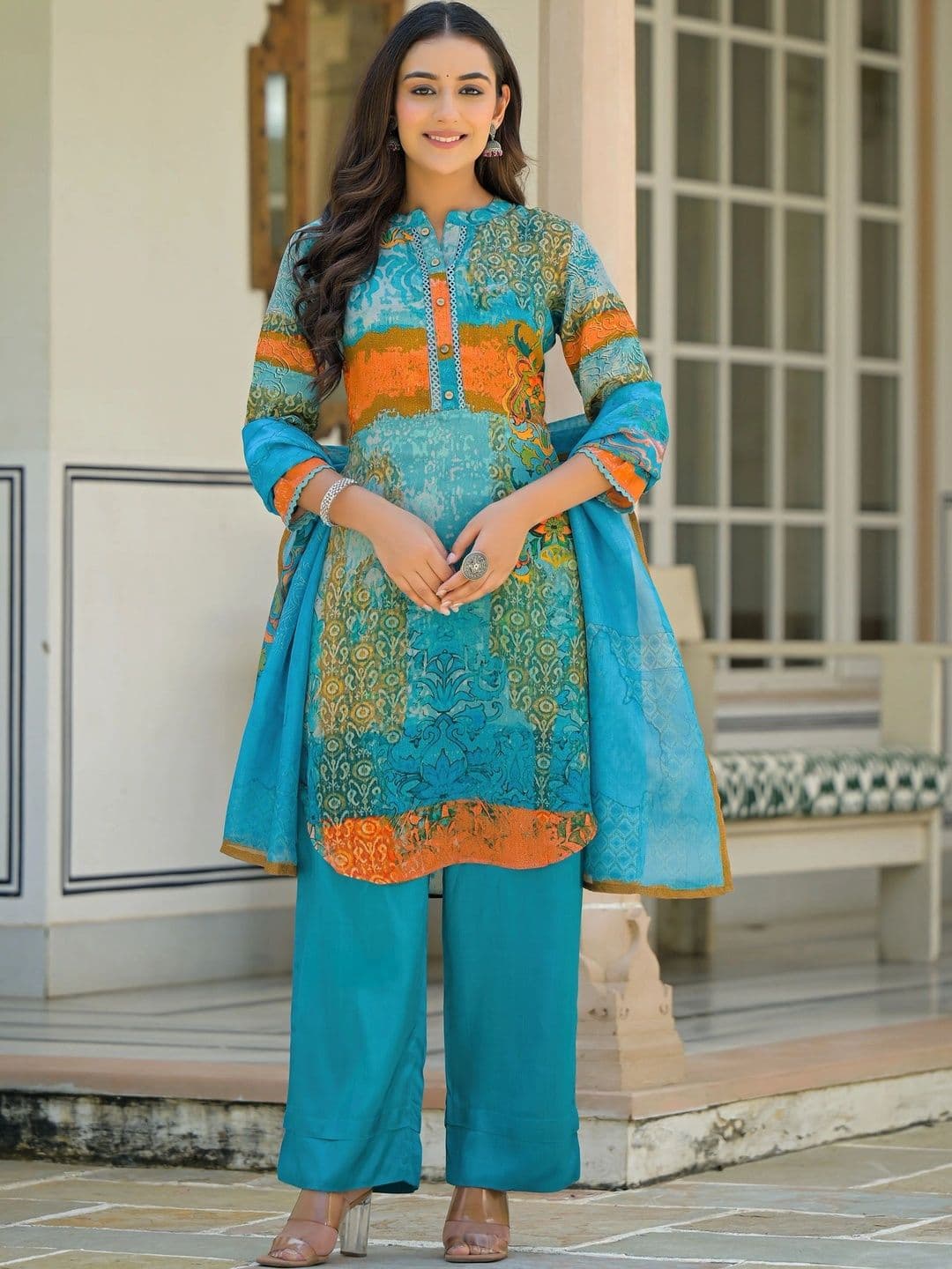 Bairaas Women Printed Straight Kurta with Palazzos And Dupatta thumbnail 6