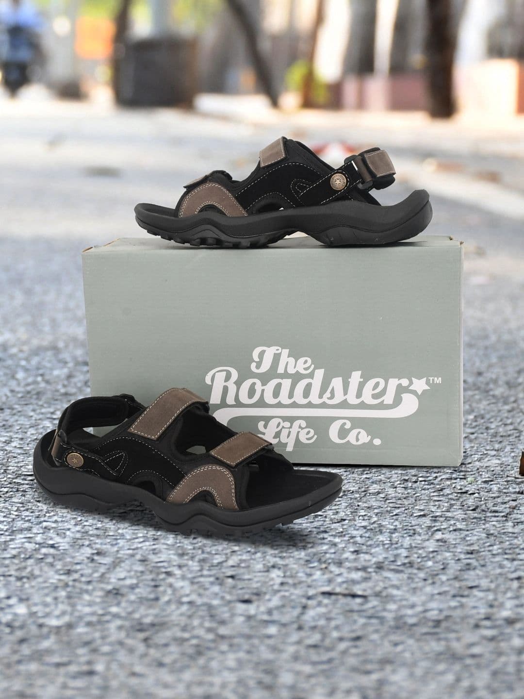 Roadster Men Stylish Casual Sandals thumbnail 4