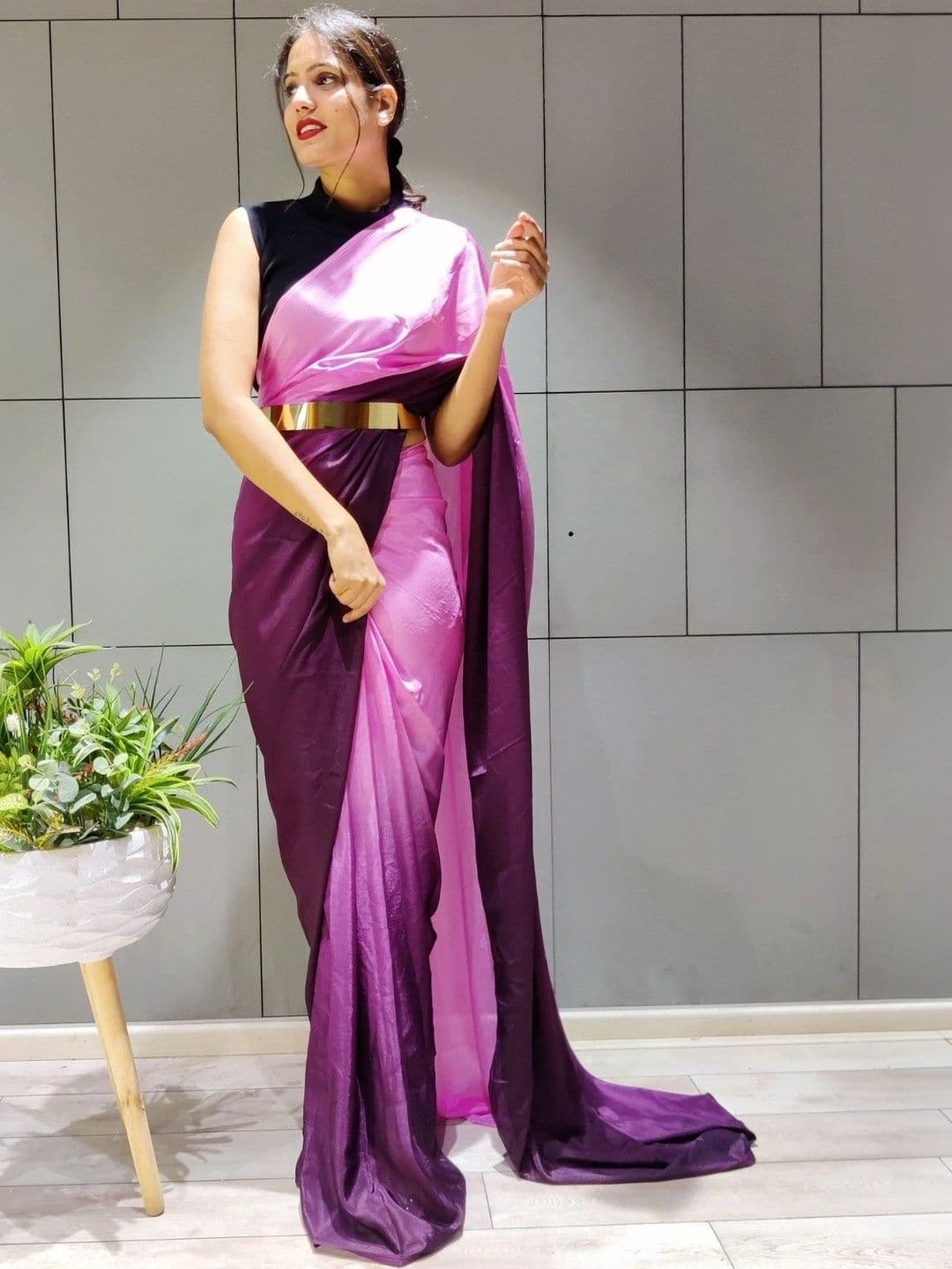 Sangria Ombre Poly Chiffon Belted Maheshwari Saree thumbnail 5