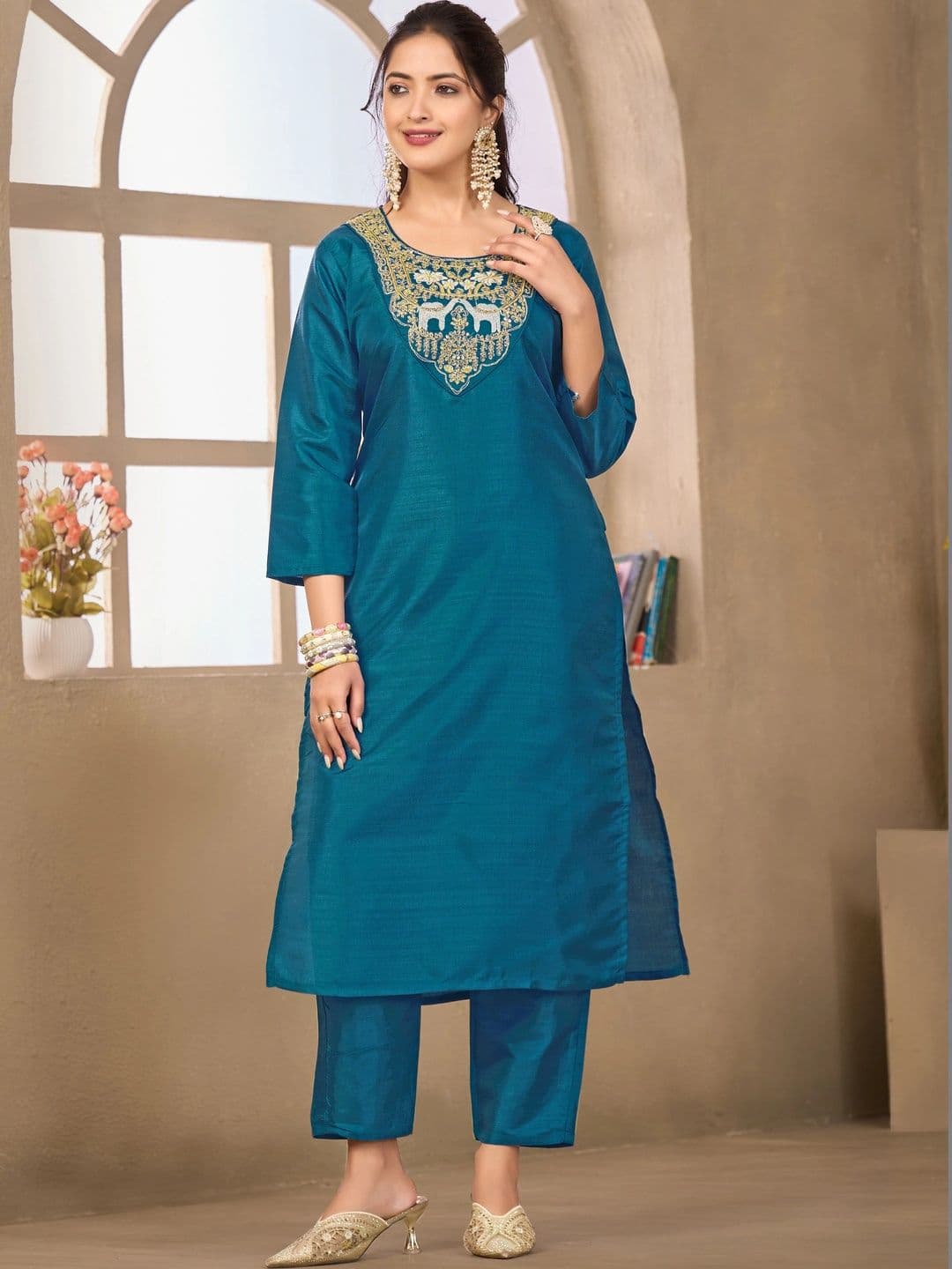 Sangria Floral Embroidered Tunic with Trousers thumbnail 4