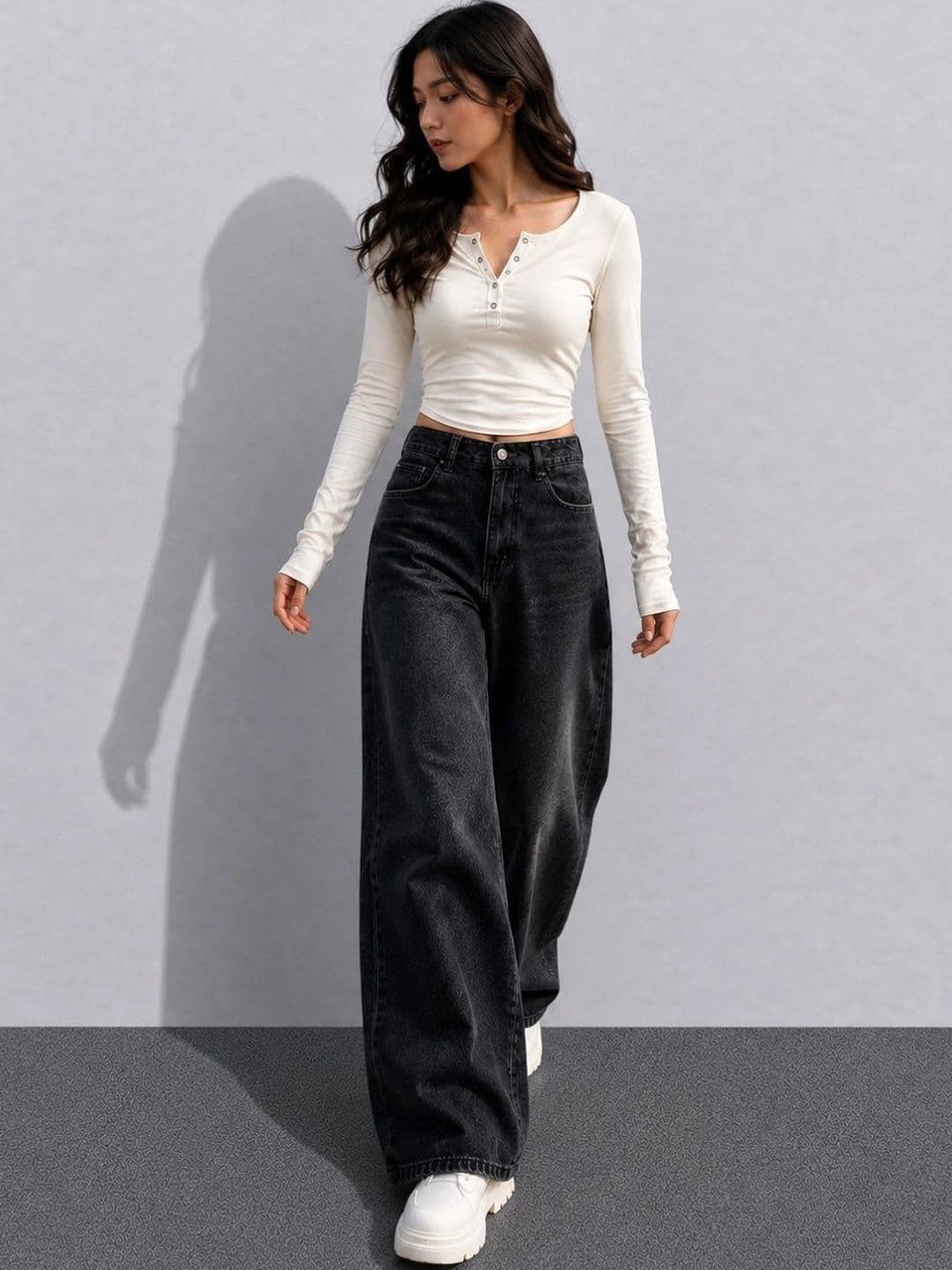 DressBerry Women Comfort Wide Leg High-Rise Light Fade Stretchable Jeans thumbnail 4