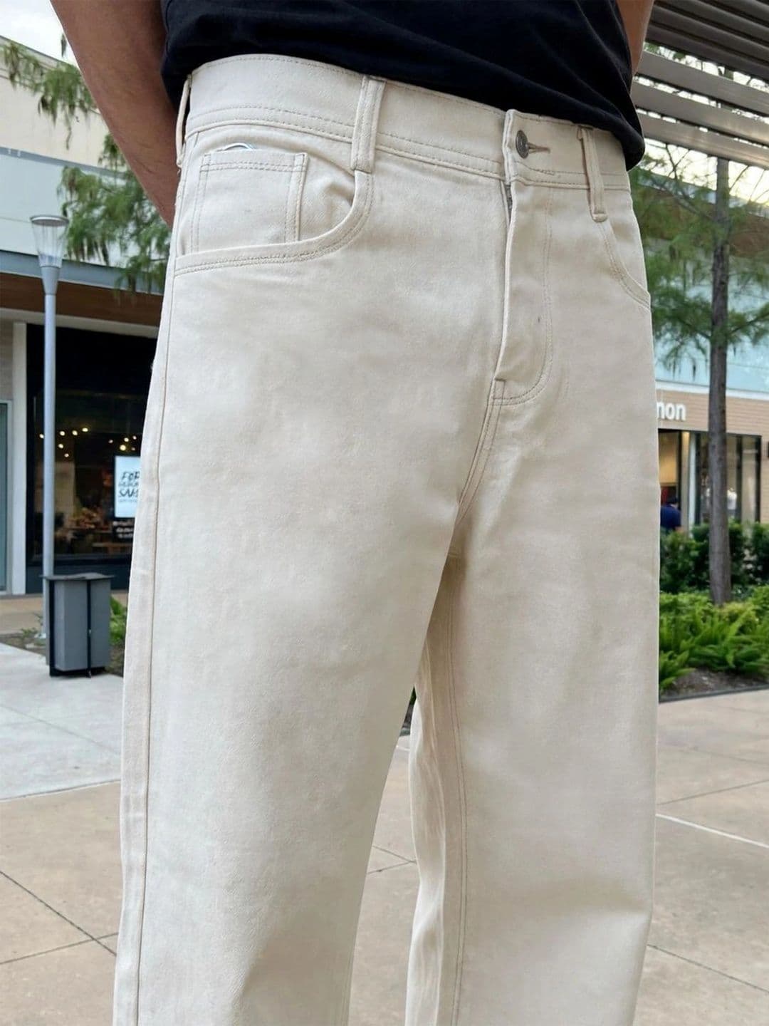 Kook N Keech Men Classic Regular Fit Mid-Rise Stretchable Jeans thumbnail 4
