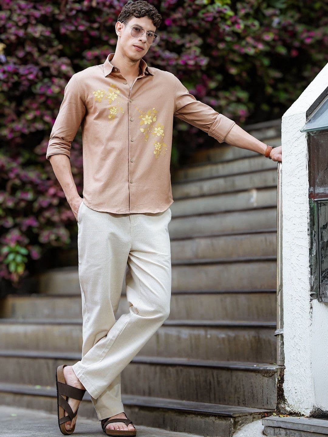 Eszett Men Floral Printed Casual Shirt thumbnail 2