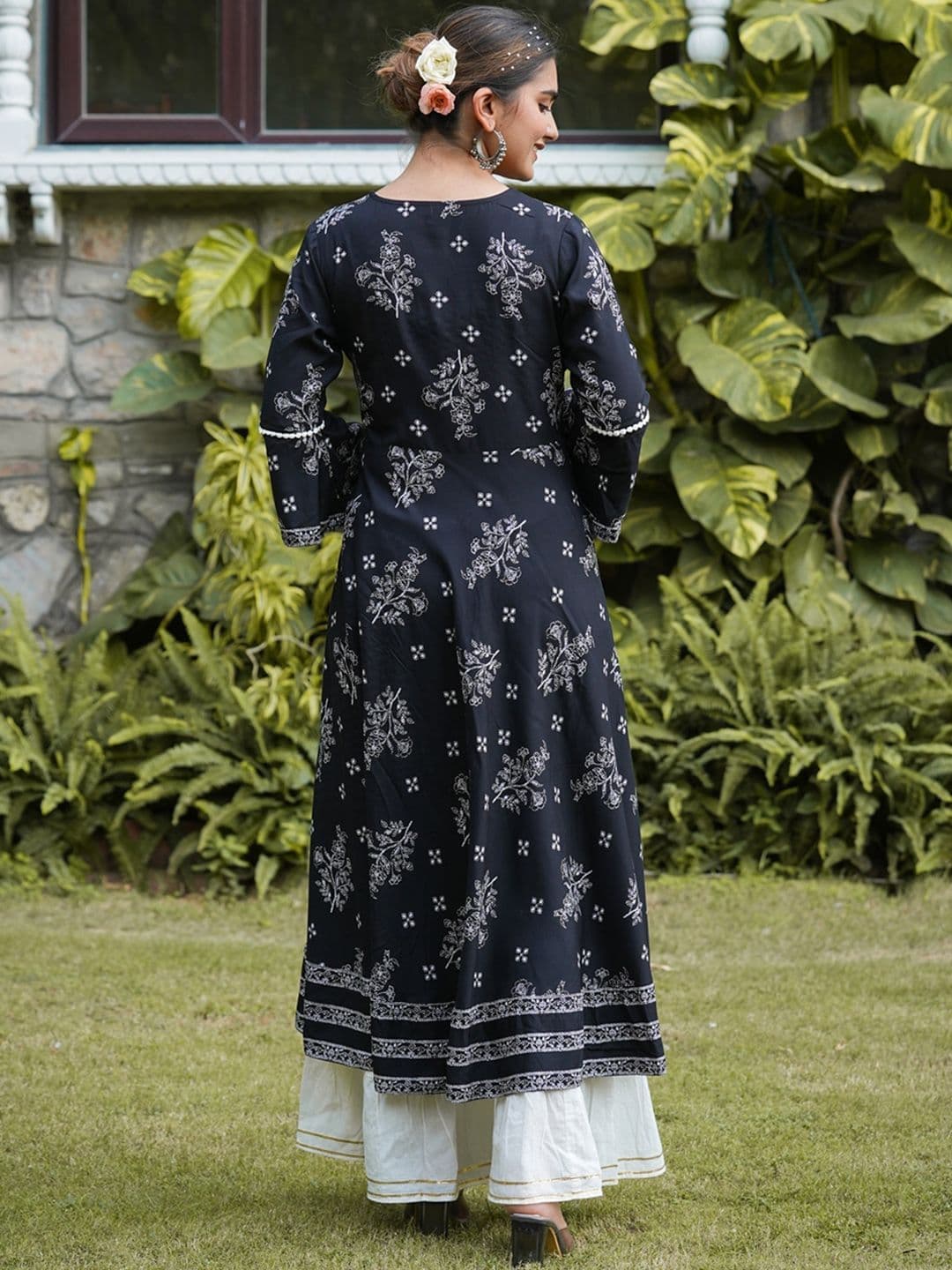 KALINI Floral Printed V-Neck Angrakha Kurta thumbnail 4