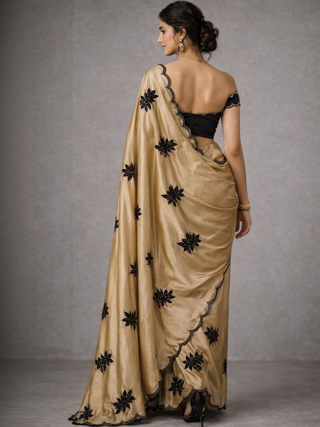 SHIV GAN 14 ENTERPRISE Floral Embroidered Art Silk Bandhani Saree thumbnail 2