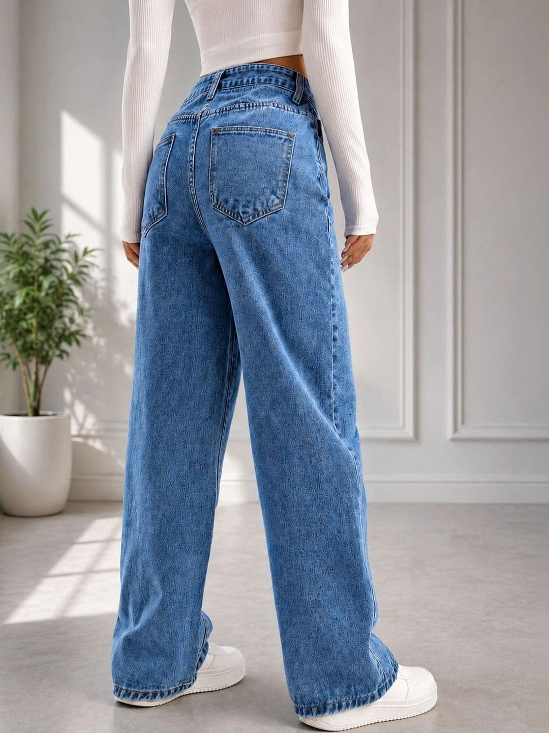 DENIMLOOK Women Flared High-Rise Light Fade Jeans thumbnail 2