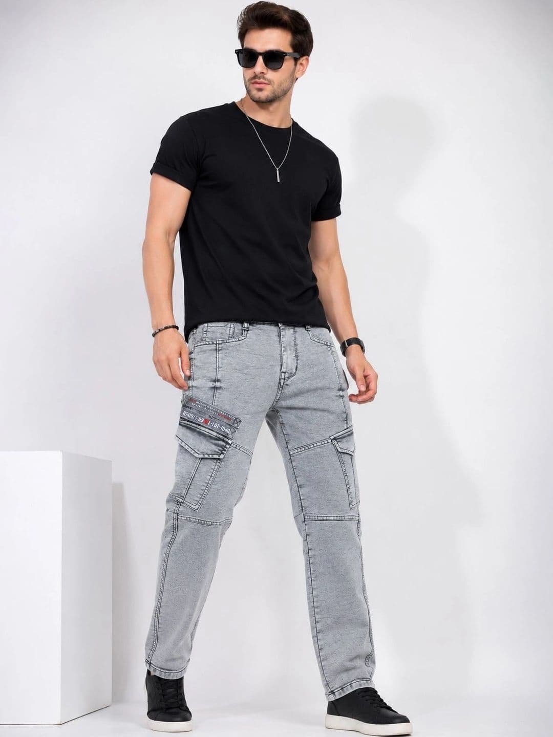 GEX Men Jean Regular Fit Mid-Rise Light Fade Stretchable Jeans thumbnail 2