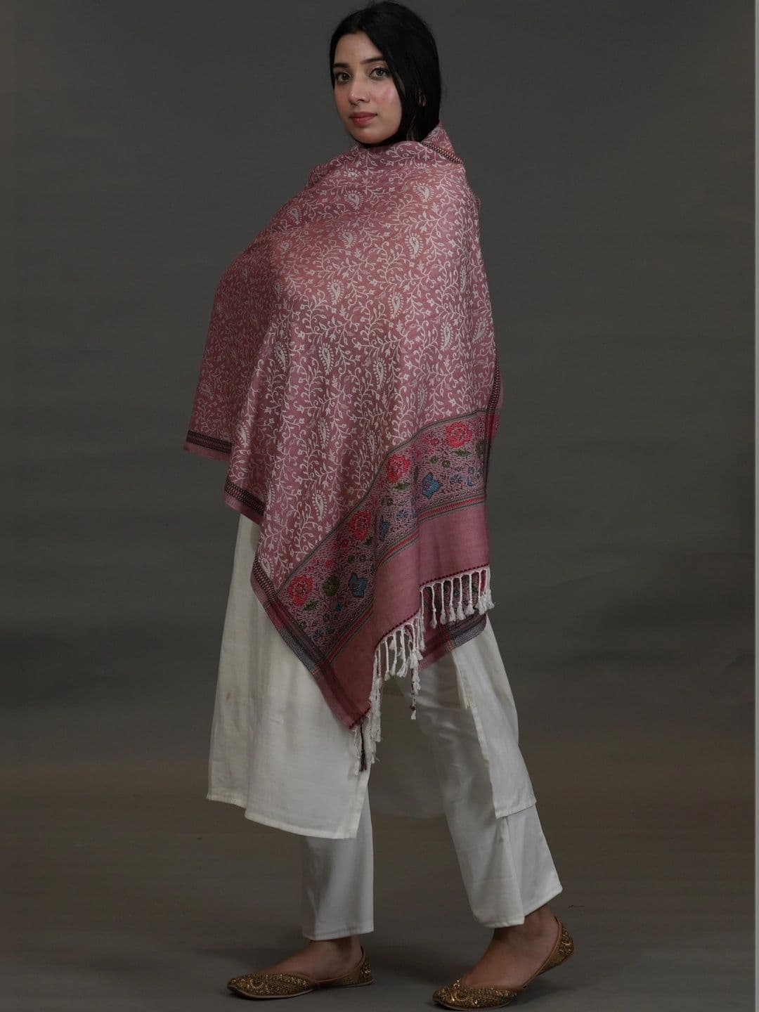 SHIFNEEN Women Botanical Printed Acrylic Shawl thumbnail 4