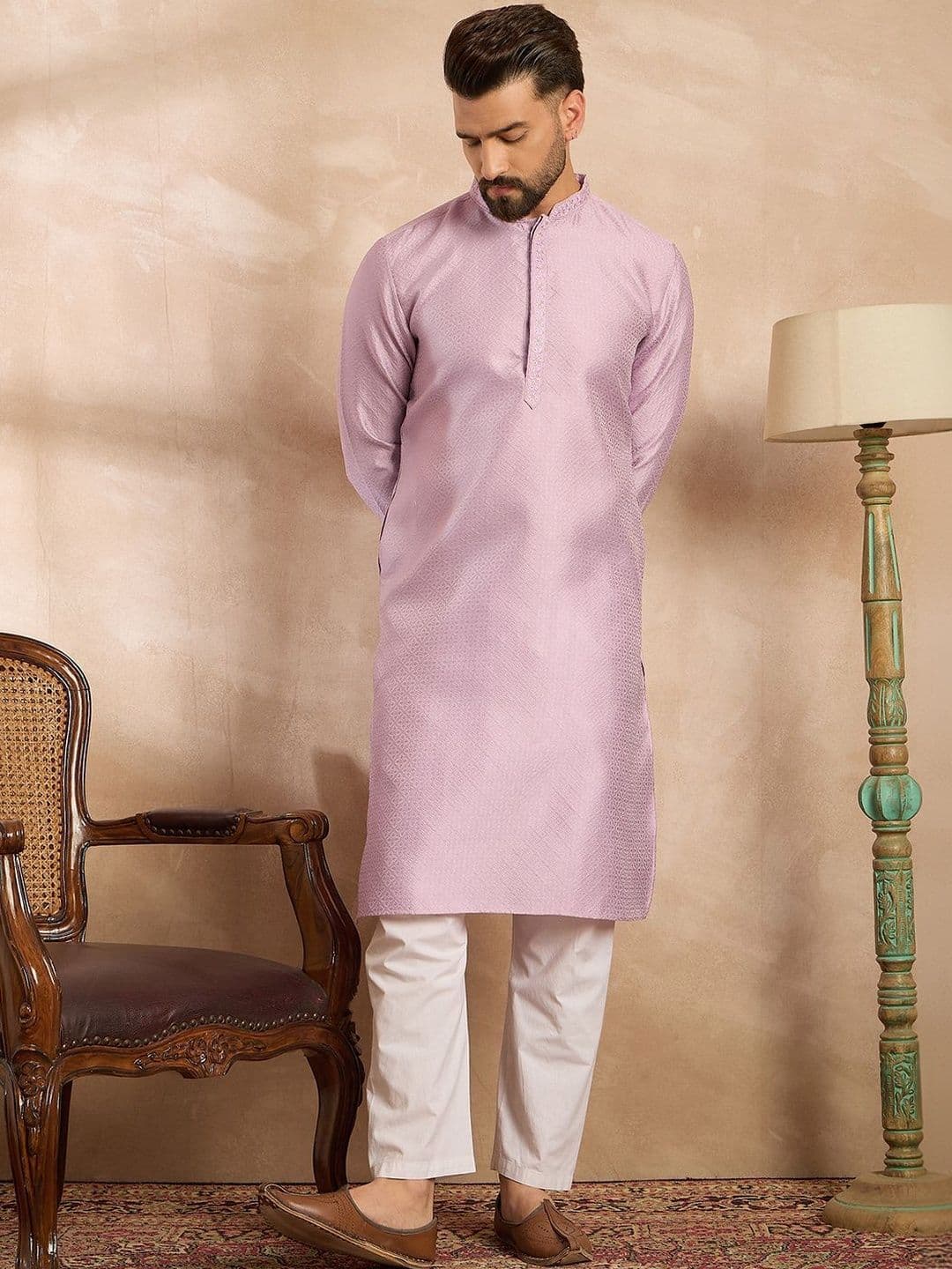 House of Pataudi Embroidered Mandarin Collar Kurta thumbnail 2