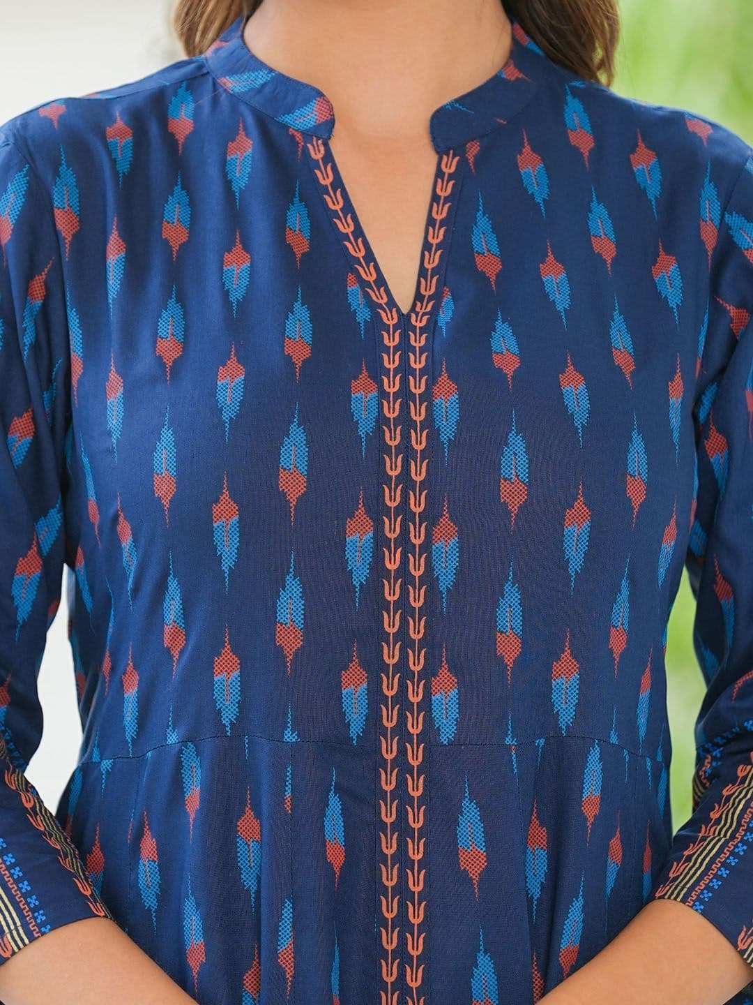 KALINI Abstract Printed Anarkali Kurta thumbnail 2
