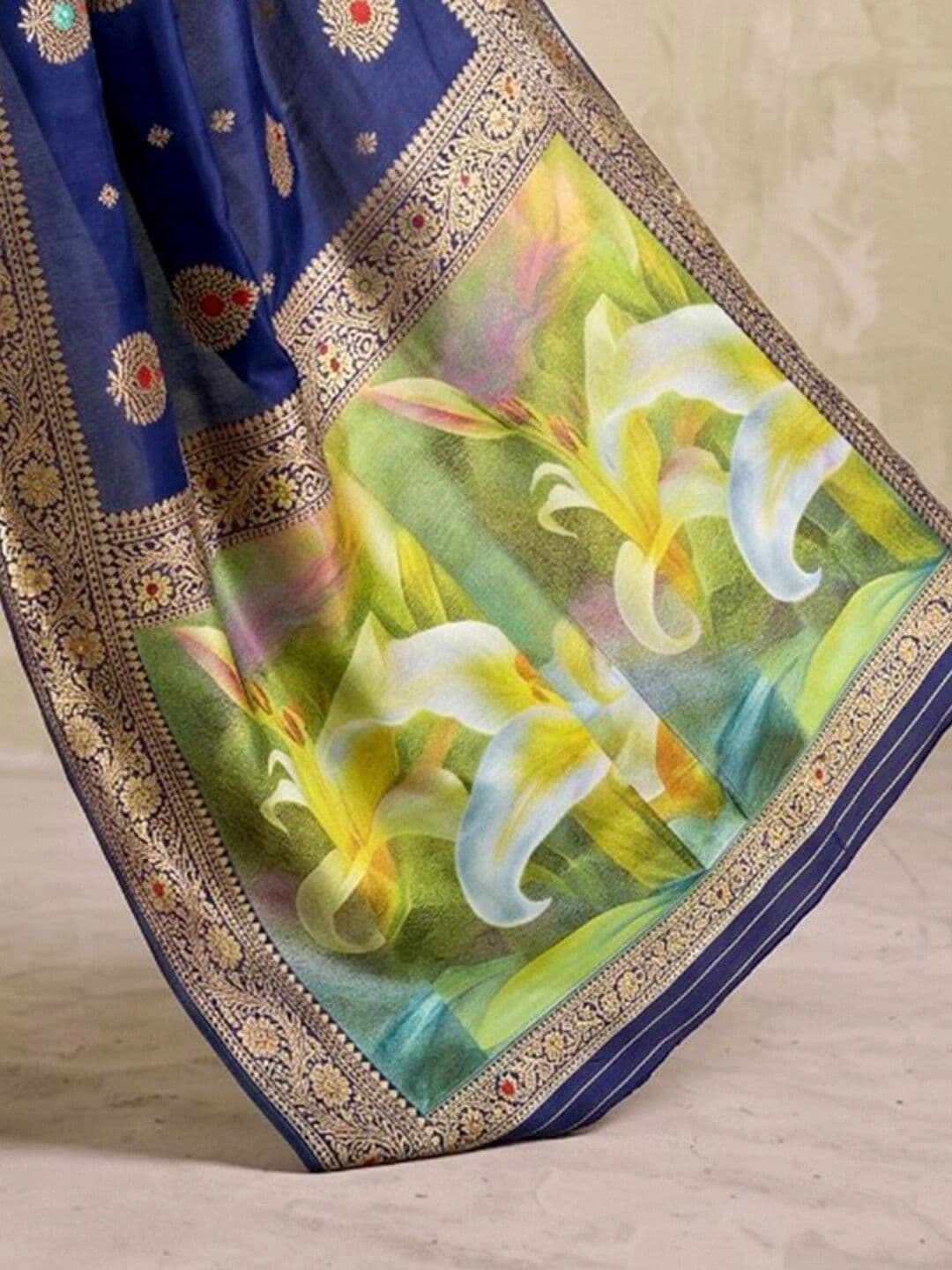 SAARA Woven Design Zari Silk Blend Saree thumbnail 4