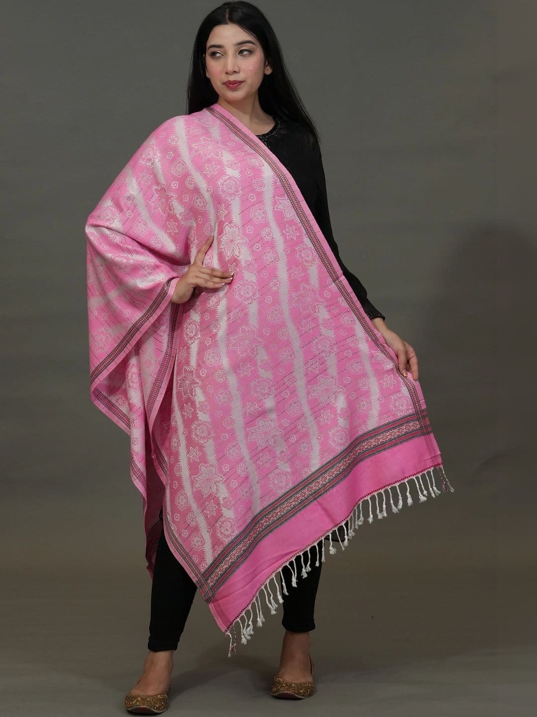 SHIFNEEN Women Floral Printed Acrylic Shawl thumbnail 2