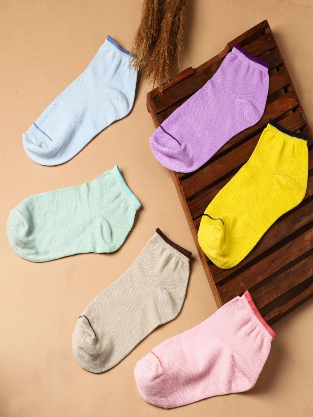 GOLDENEYEHOUSE Unisex Pack of 6 Cotton Assorted Ankle Length Socks thumbnail 3