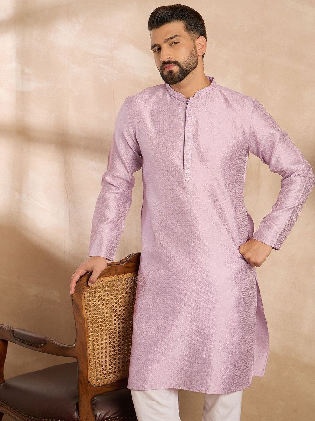 House of Pataudi Embroidered Mandarin Collar Kurta thumbnail 5