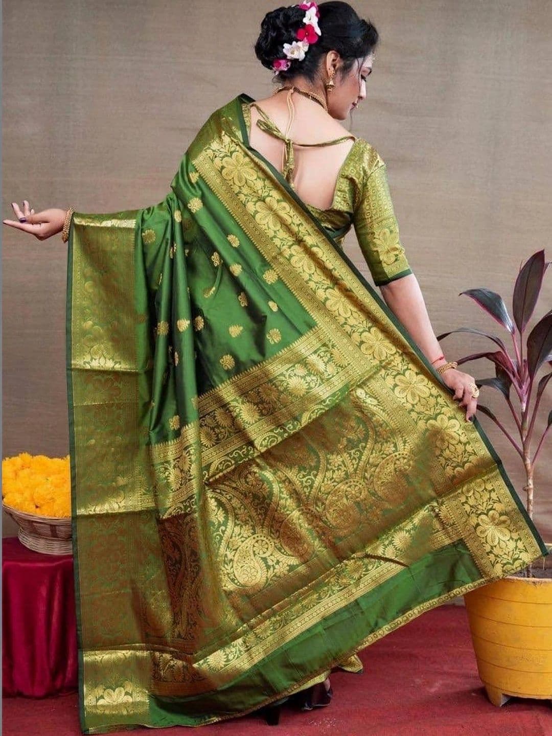 ADIANADI Woven Design Zari Silk Cotton Banarasi Saree thumbnail 2