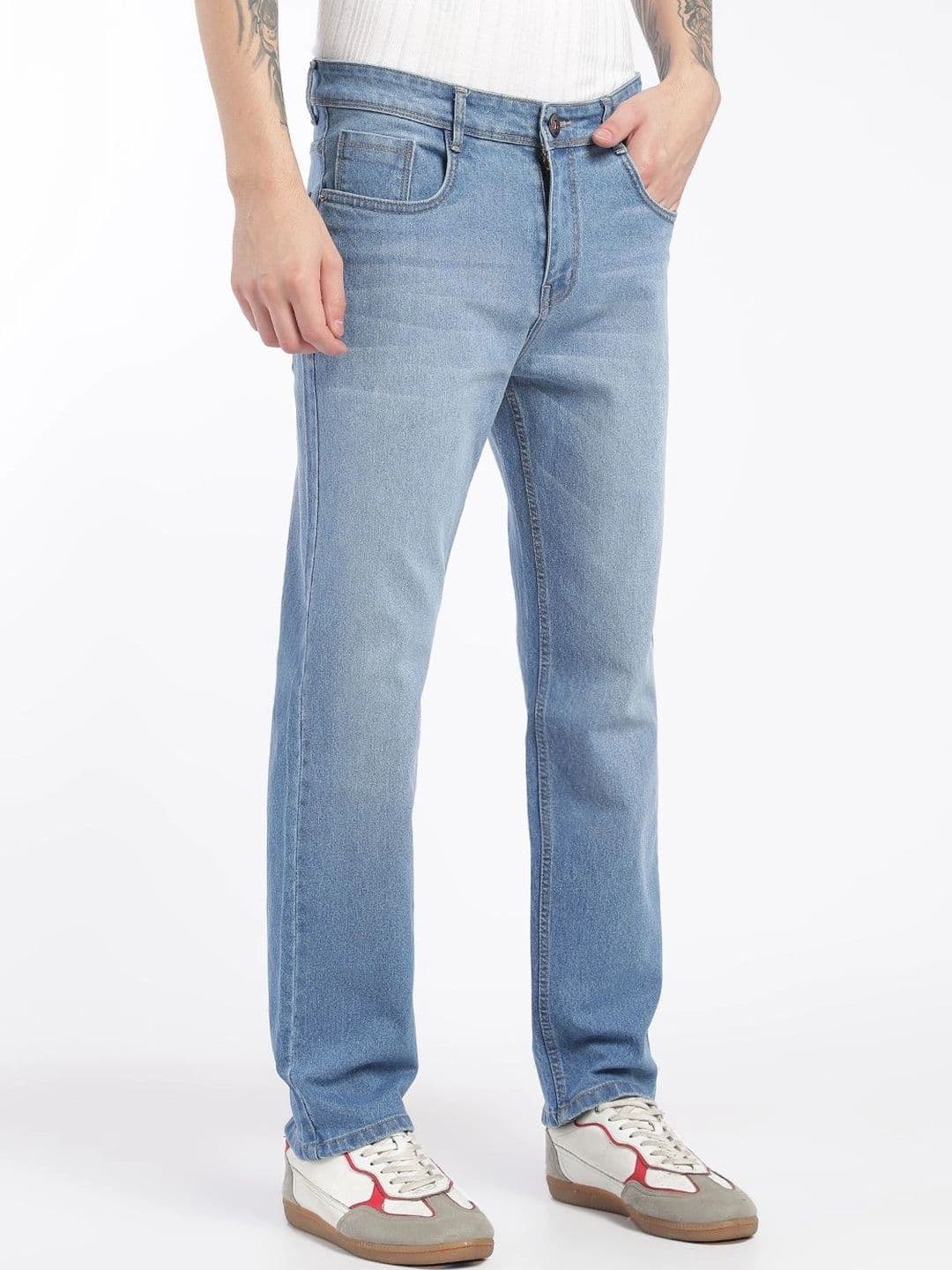 zayla Men Jean Regular Fit Mid-Rise Light Fade Stretchable Jeans thumbnail 2