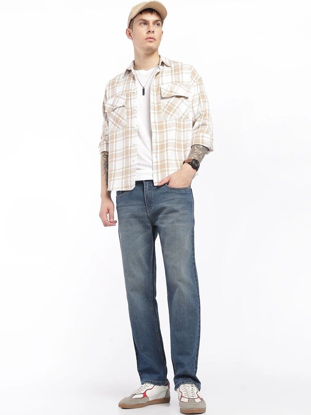 zayla Men Jean Regular Fit Mid-Rise Light Fade Stretchable Jeans thumbnail 3