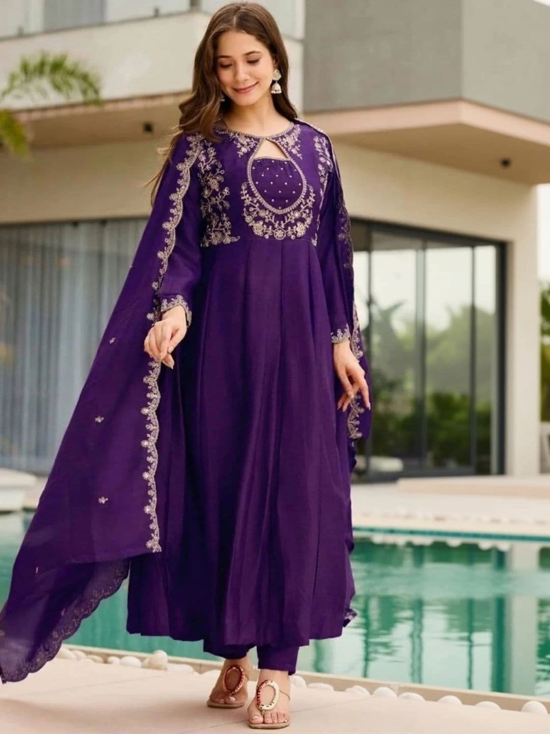 ROZLAND Women Ethnic Motifs Embroidered Regular Thread Work Silk Chiffon Kurta with Trousers & With Dupatta thumbnail 7