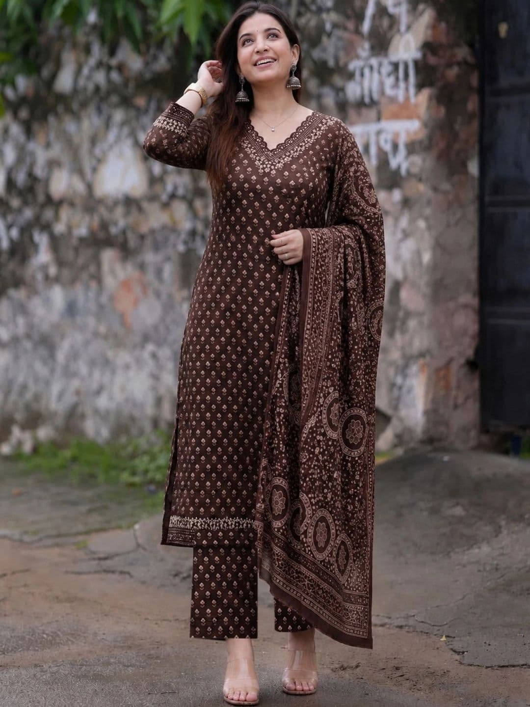 GoSriKi Women Ethnic Motifs Printed Regular Kurta with Trousers & With Dupatta thumbnail 4