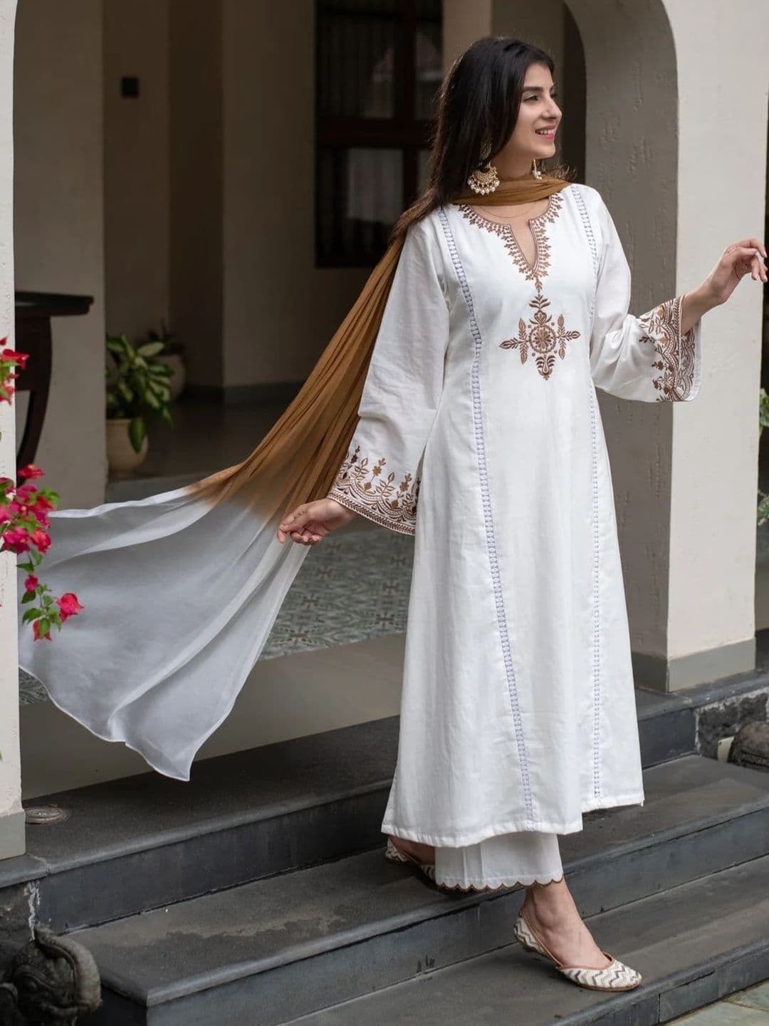 Laxmichhaya Women Round Neck White Ethnic Motif Embroidered Kurta with Palazzo and Dupatta thumbnail 3