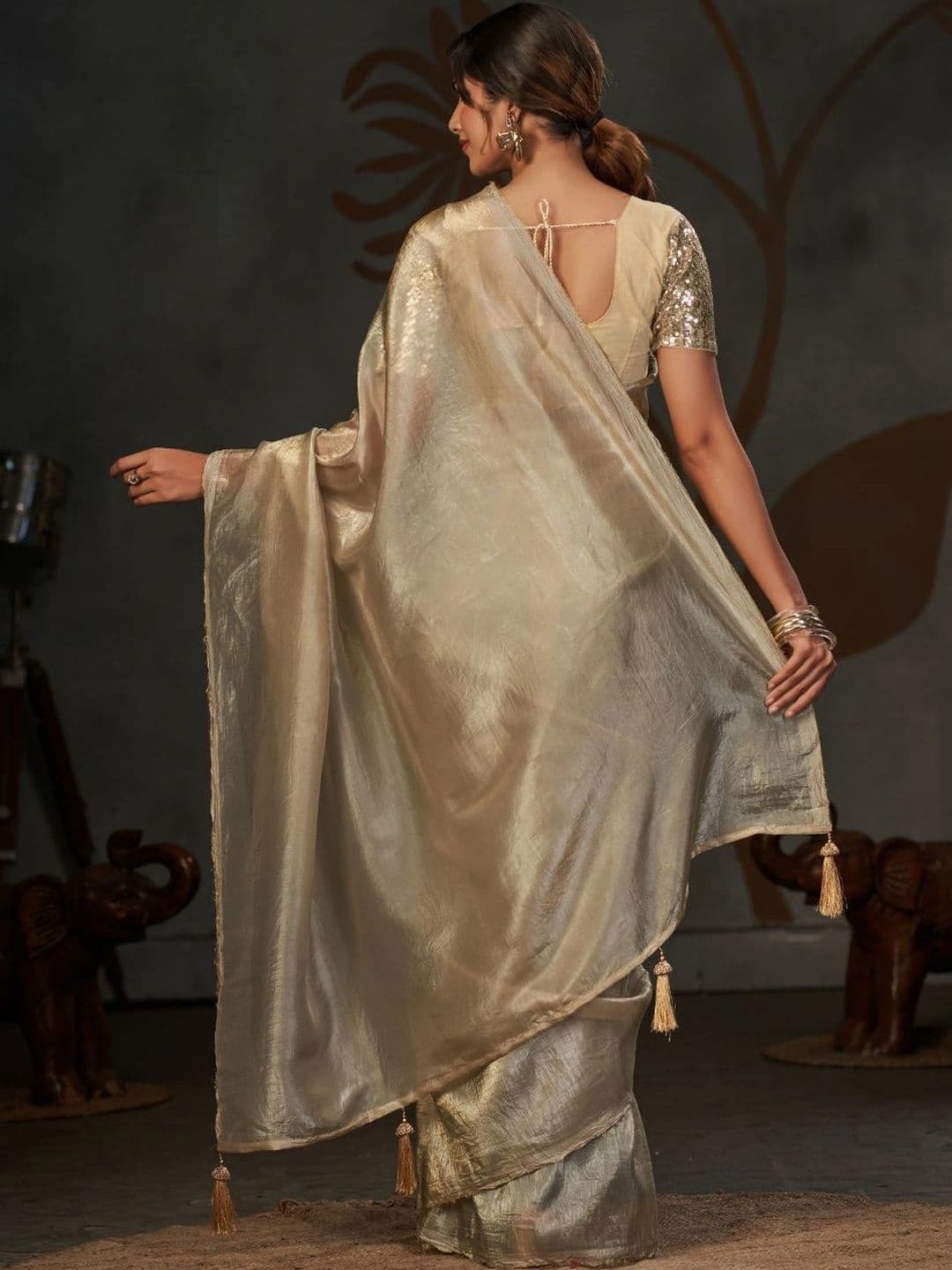 Parmila Fashion Sequinned Organza Designer Saree thumbnail 6