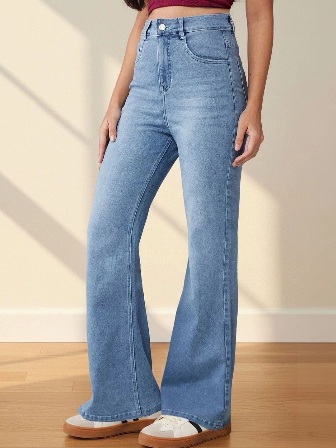 DOLCE CRUDO Women Bootcut High-Rise Light Fade Stretchable Jeans thumbnail 2