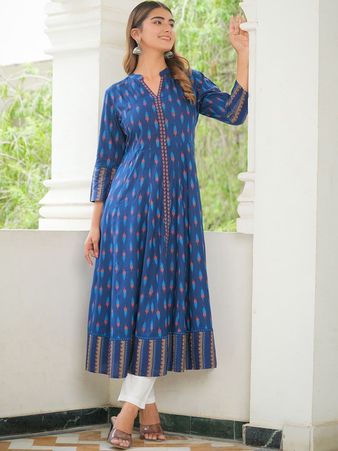 KALINI Abstract Printed Anarkali Kurta thumbnail 6
