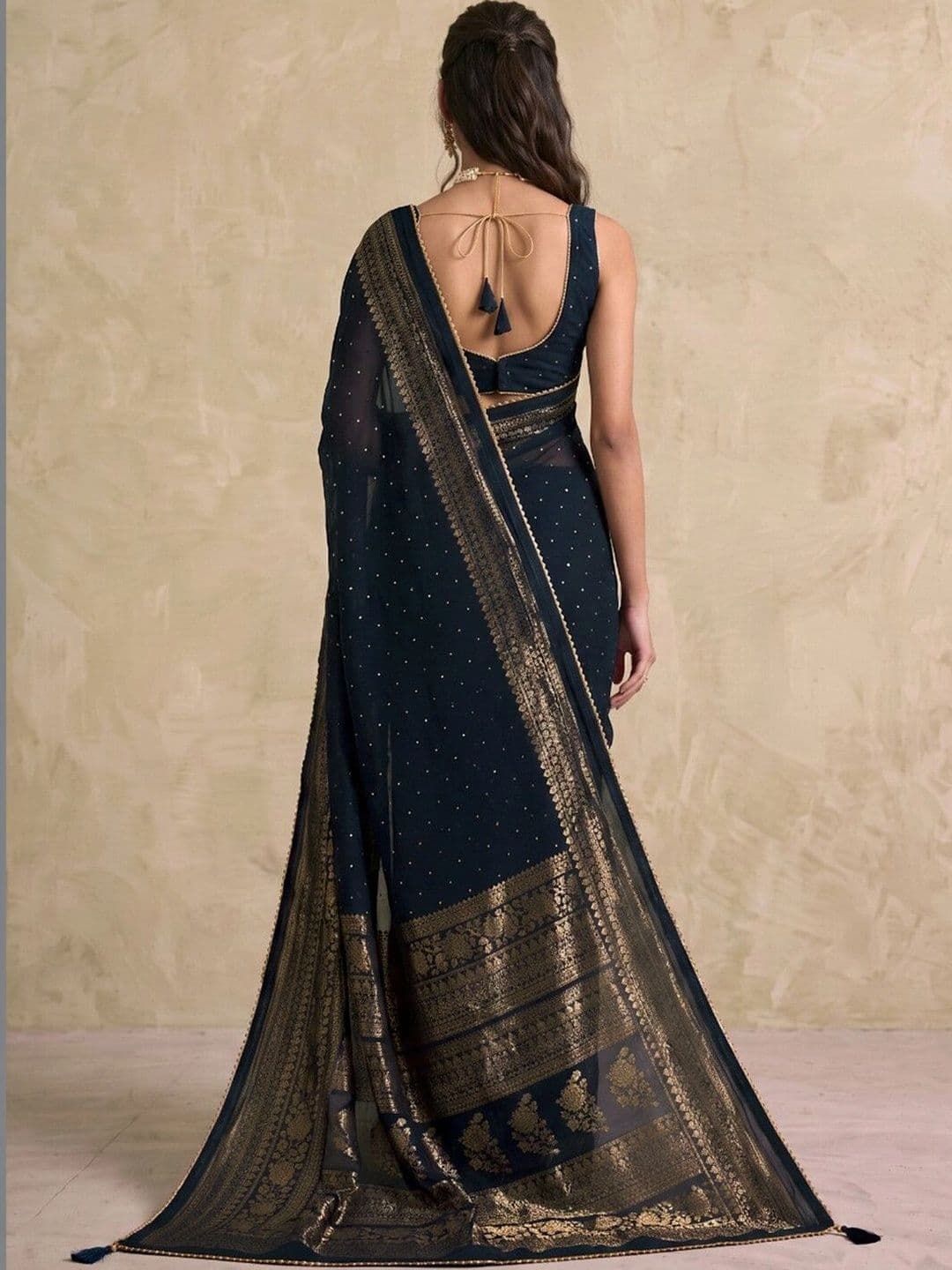 SAARA Woven Design Zari Pure Georgette Saree thumbnail 3