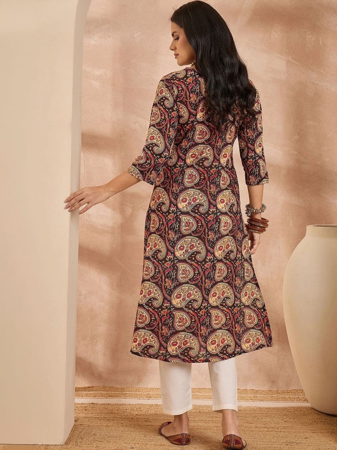 Anouk Women Paisley Printed Kurta thumbnail 3