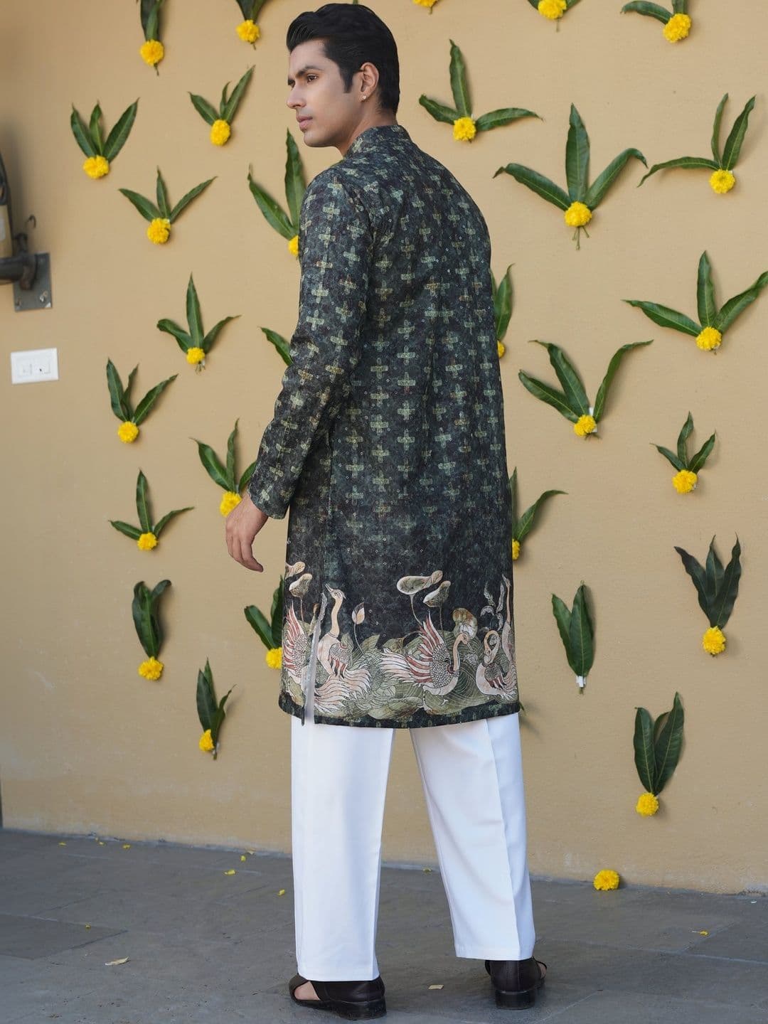 Anouk Men's Embroidered Printed Mandarin Collar Long Kurta thumbnail 2