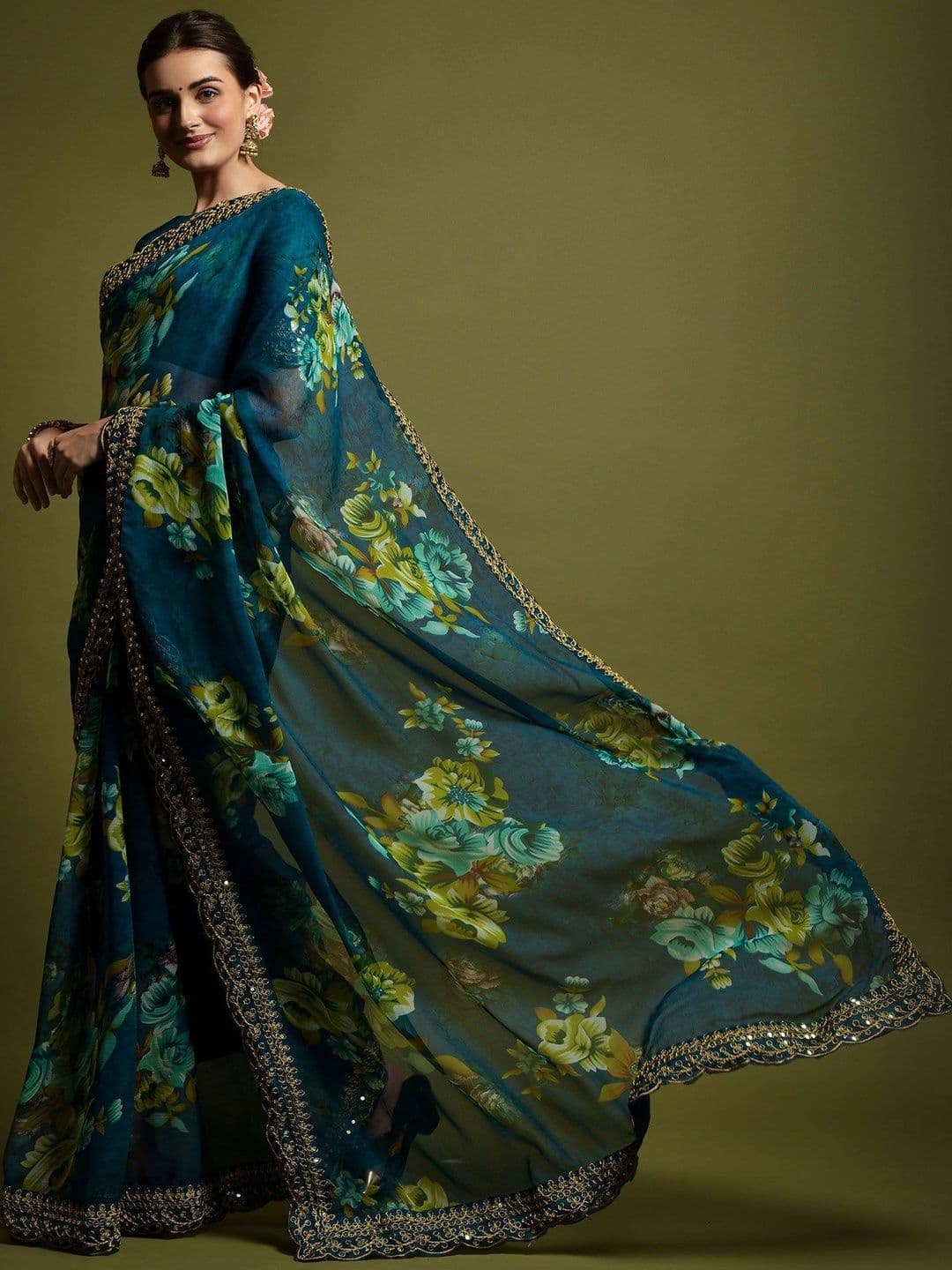 Peachmode Floral Embroidered Poly Georgette Saree thumbnail 2