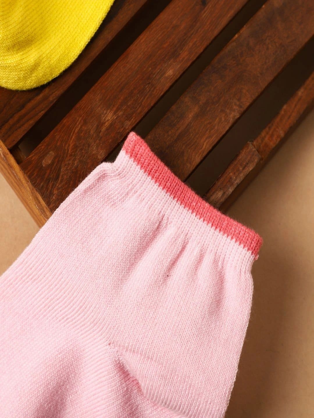 GOLDENEYEHOUSE Unisex Pack of 6 Cotton Assorted Ankle Length Socks thumbnail 6
