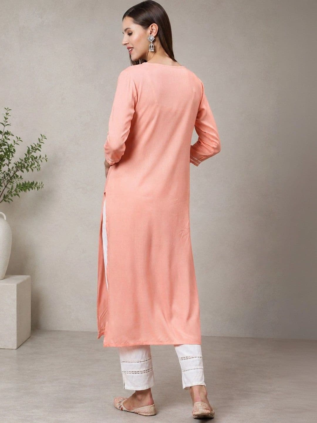 Sangria Women Embellished Mirror Work Kurta thumbnail 5