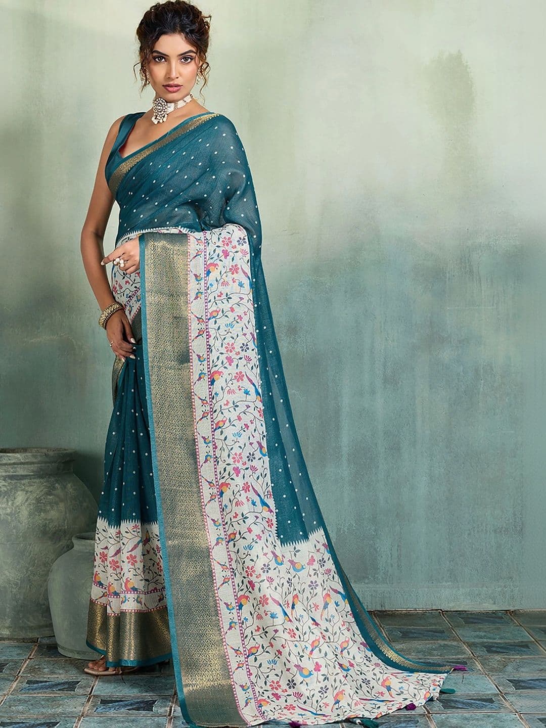 AMRUTKALA SAREES Floral Designer Block Print Saree thumbnail 6