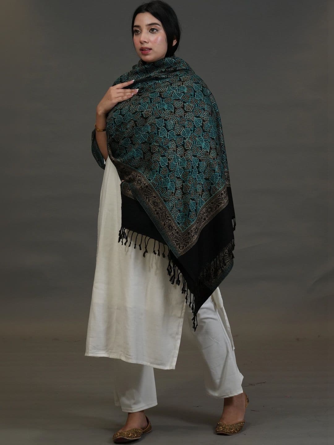 SHIFNEEN Women Ethnic Motifs Embroidered Acrylic Shawl thumbnail 2